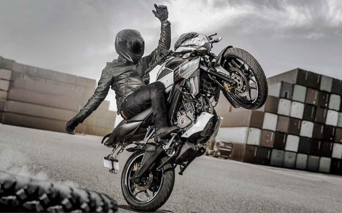 Pulsar-ns200 بررسی موتور سیکلت ان اس 200